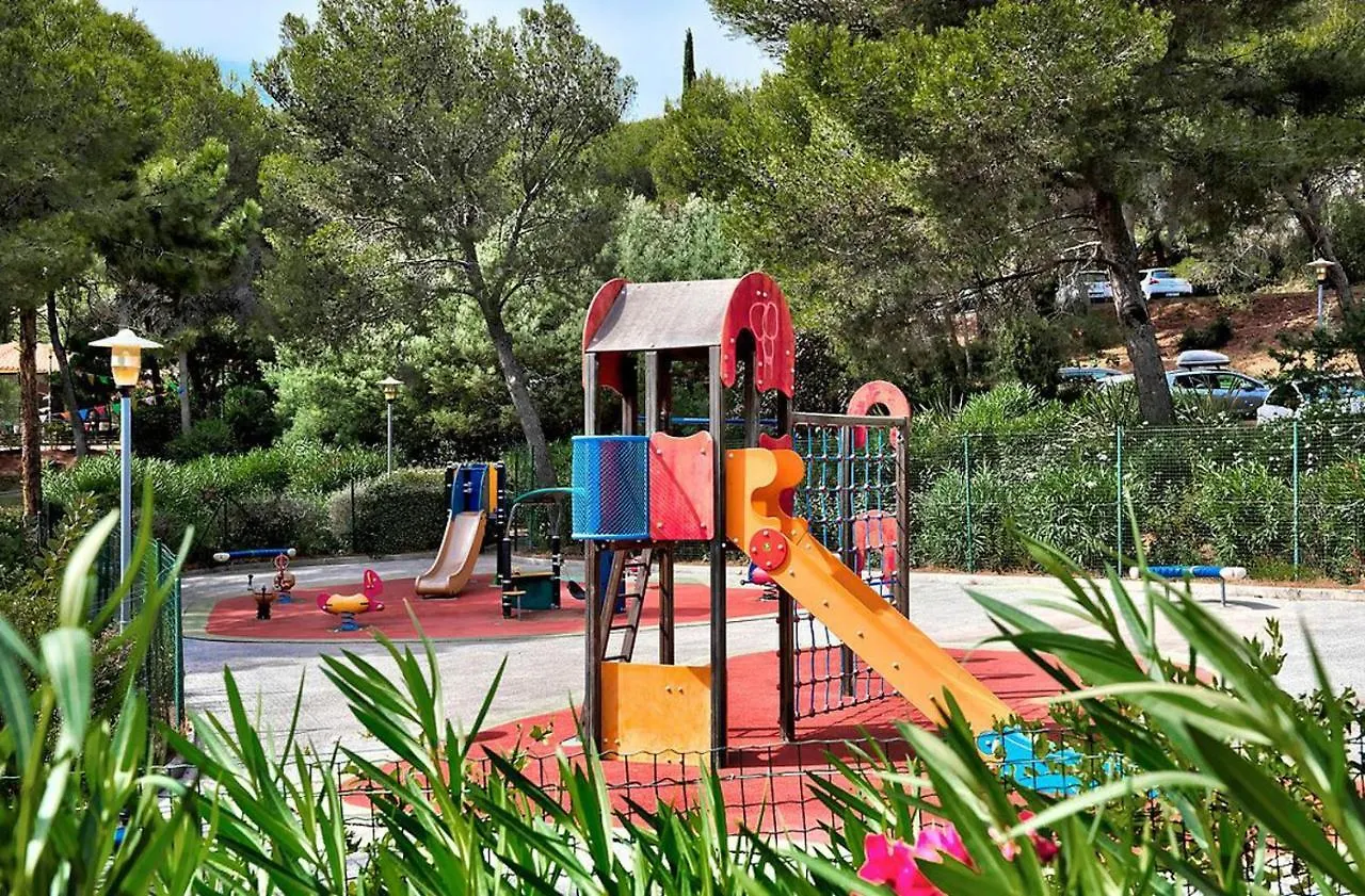 Village Club Les Mas De L'Esterel Saint-Raphaël 3*,